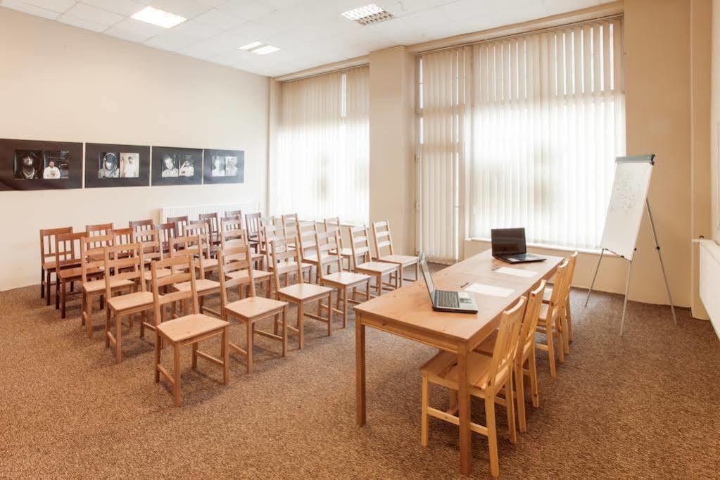 Cynamon Hostelウッチ エクステリア 写真